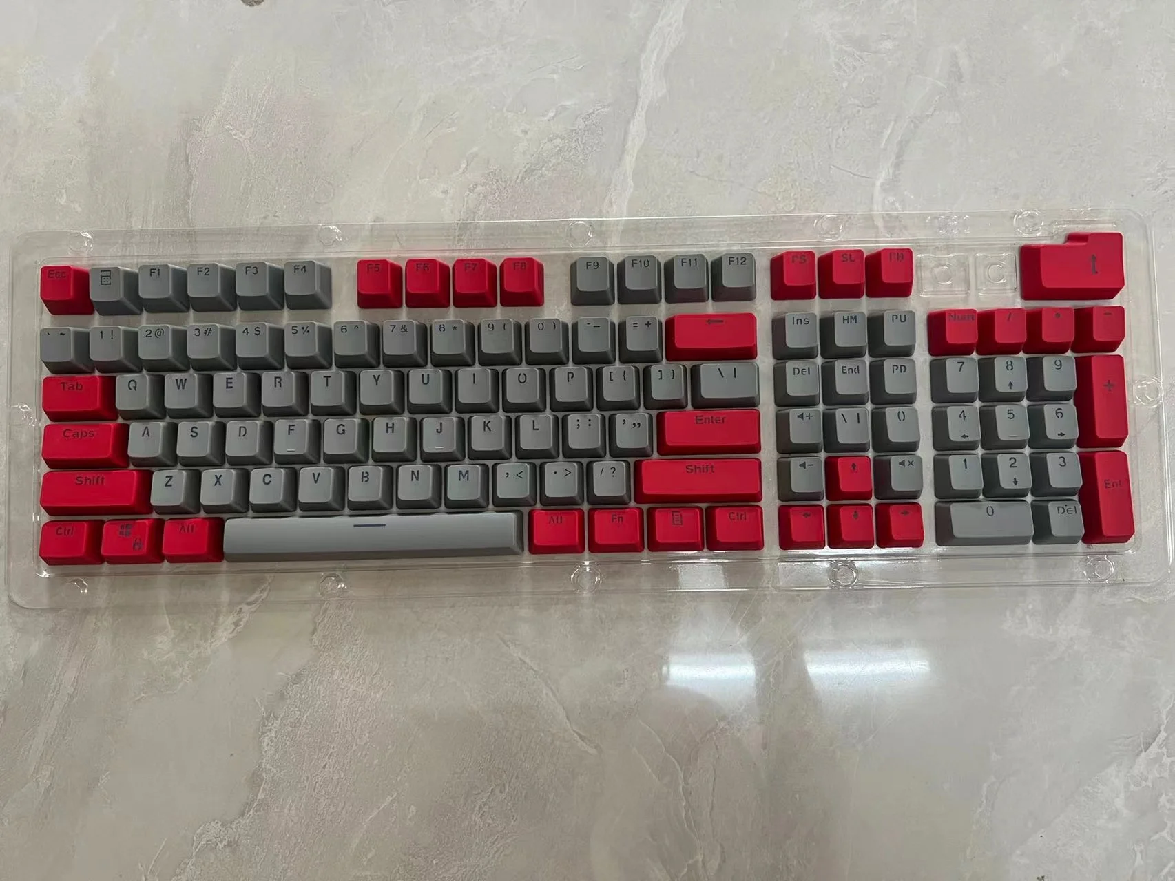 Rouge Gris
